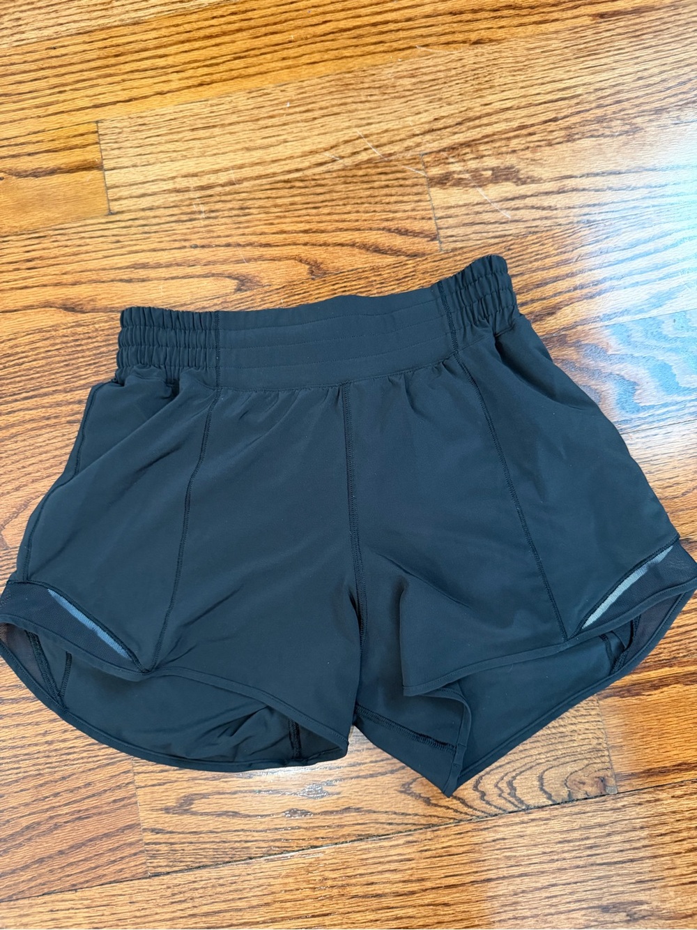 lululemon athletica hotty hot Shorts